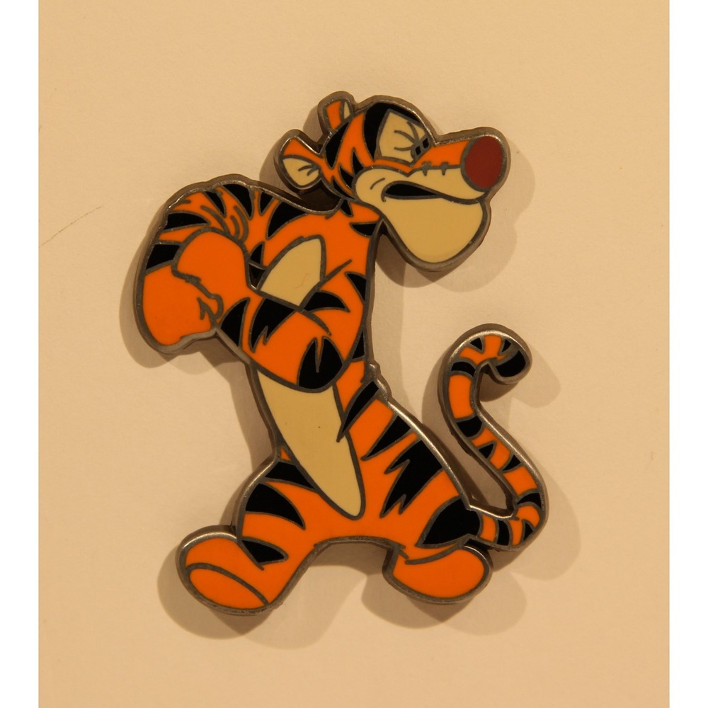 Disney Tigger Mad angry Face Official Pin Trading  Pre-owned. (A1)